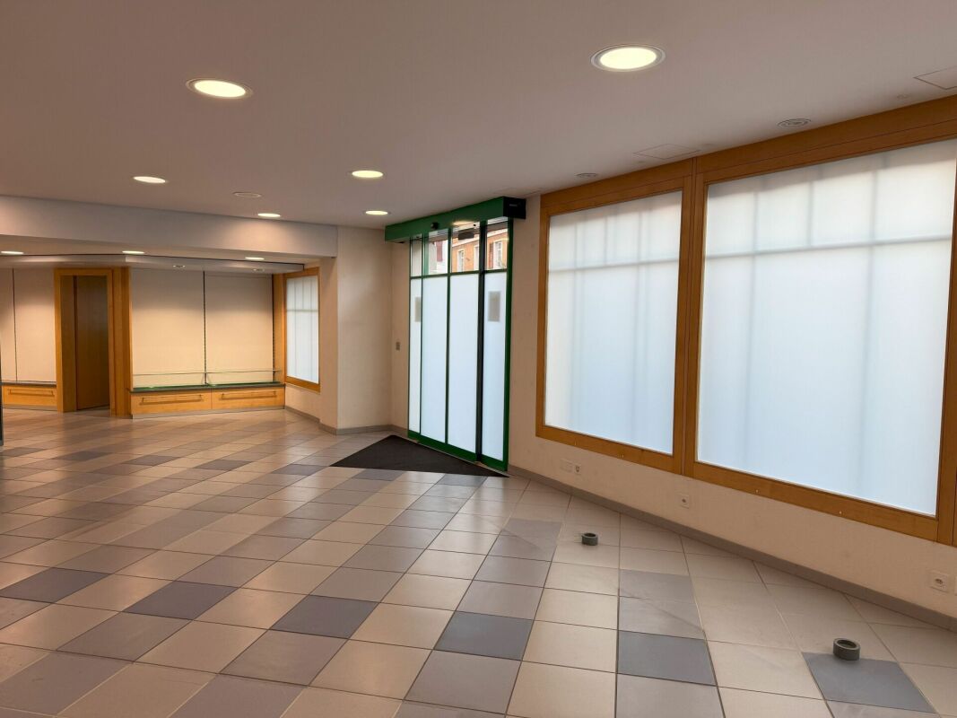 Gallery image #4